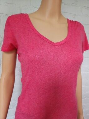 GAP Women's V-Neck Short Sleeve Tee - Coral Pink